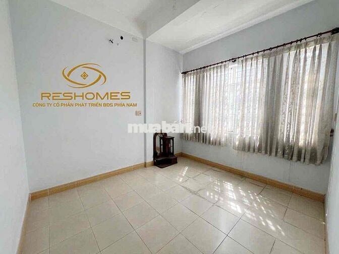 Cho THUÊ nhà 1T2L gần chợ Biên Hoà, nội thất đầy đủ .