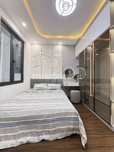 Bán Nhà Tại Phố Ngô Sỹ Liên, 9,65 tỷ, 45 m2 x 4 Tầng, Nội Thất Đẹp