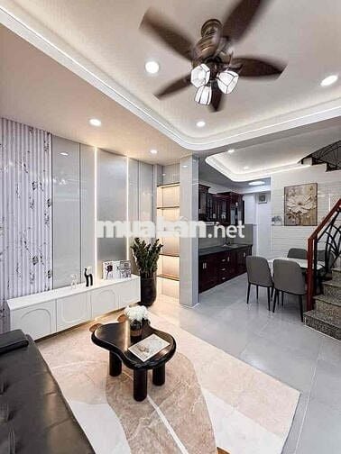 SIÊU VIP NGUYỄN ĐÌNH CHÍNH – 3 TẦNG BTCT – FULL NỘI THẤT – CHỈ 5.x TỶ