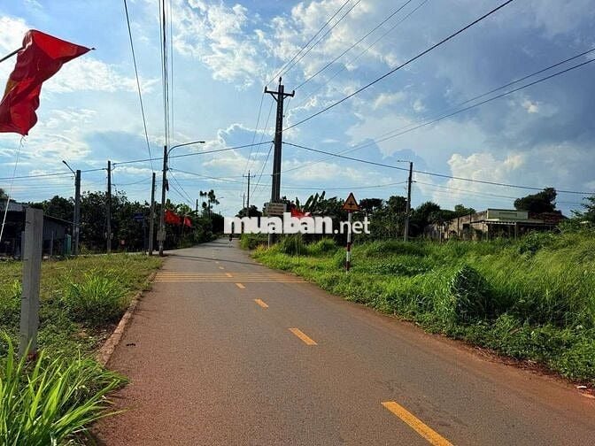 Giá Rẻ Nhất TT Đất Đỏ- 890 Triệu
Diện tích: 5x19 (96m2-60m thổ cư)