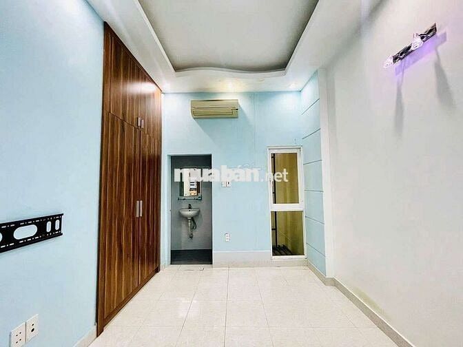Bán nhà trung tâm Phú Nhuận hẻm xe hơi