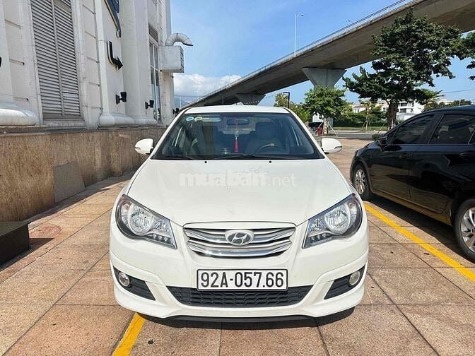 Hyundai Avante 2015 1.6 MT - 140000 km