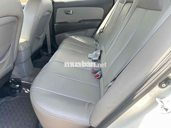 Hyundai Avante 2015 1.6 MT - 140000 km