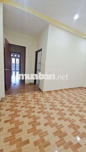Nhà mặt tiền nhánh sân ôtô ,4pn sẵn 1 ít nội thất ,phù hợp ở, vp spa,