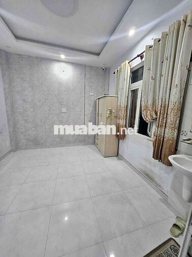 Nhà 3PN (WC riêng từng phòng), full nội thất. Trường Sa. P12 quận 3.