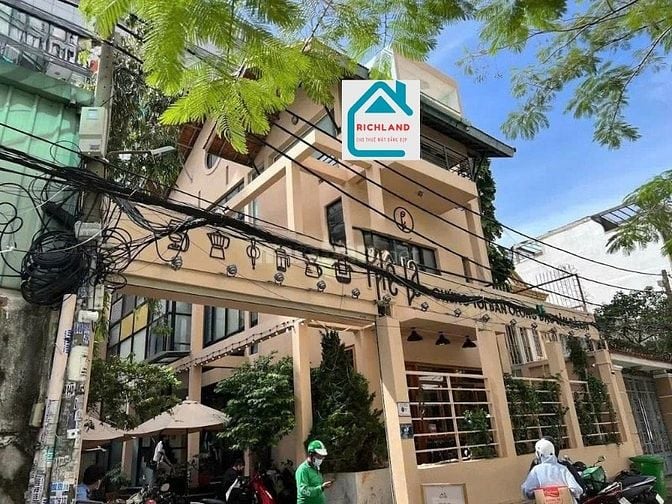 Cho thuê biệt thự 193/1 Điện Biên Phủ, P.15, Bình Thạnh +DT:15mx30(3L)
