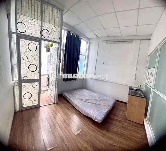 Cho thuê gấp căn hộ giá rẻ Huỳnh văn bánh gần khu ẩm thực phan xích lo