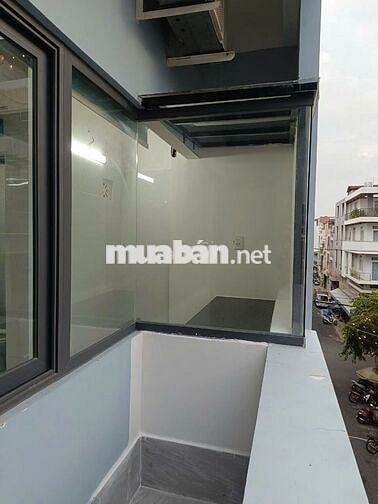 DUPLEX BAN CÔNG FULL NỘI THẤT CÓ THANG MÁY NGAY ĐẠI HỌC VĂN HIẾN