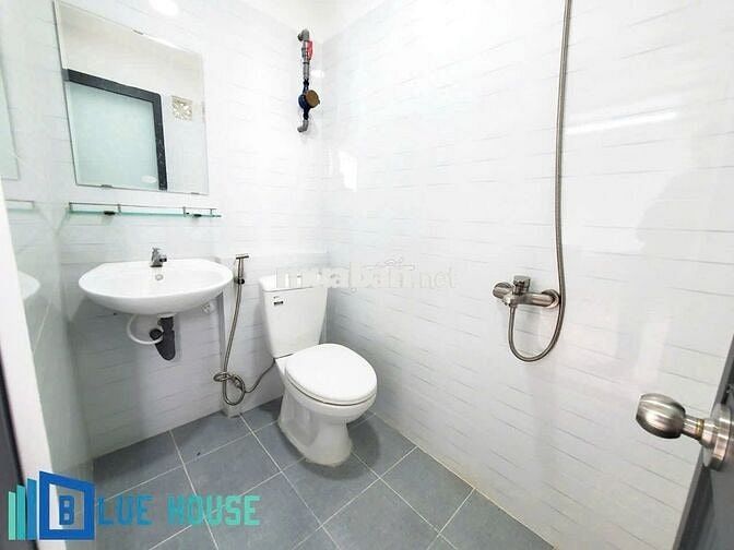 DUPLEX BAN CÔNG FULL NỘI THẤT CÓ THANG MÁY NGAY ĐẠI HỌC VĂN HIẾN