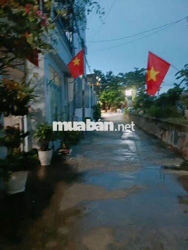 Nhà cấp 4 gần cầu Bà Lát-dt***