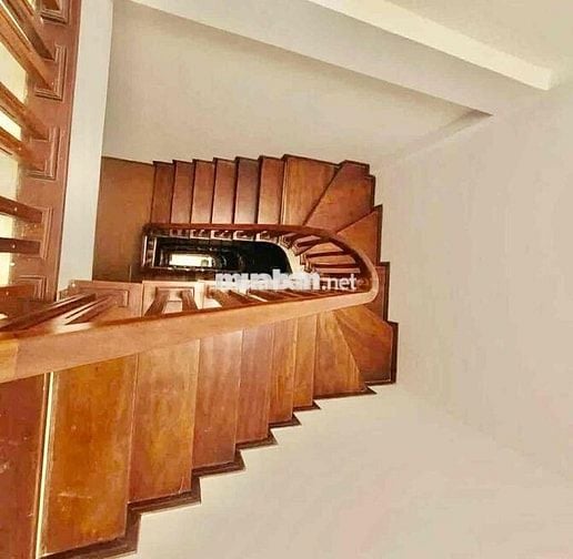 Phố Thanh Nhàn – ô tô qua nhà – lô góc hai thoáng – kinh doanh đỉnh