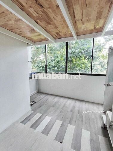 SÂN BAY TSN - CHO THUÊ DUPLEX CỬA SỔ TRỜI 30m2 GIÁ RẺ - BẠCH ĐẰNG