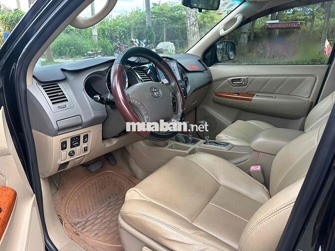 Toyota Fortuner 2011 2.7V - 155000 km