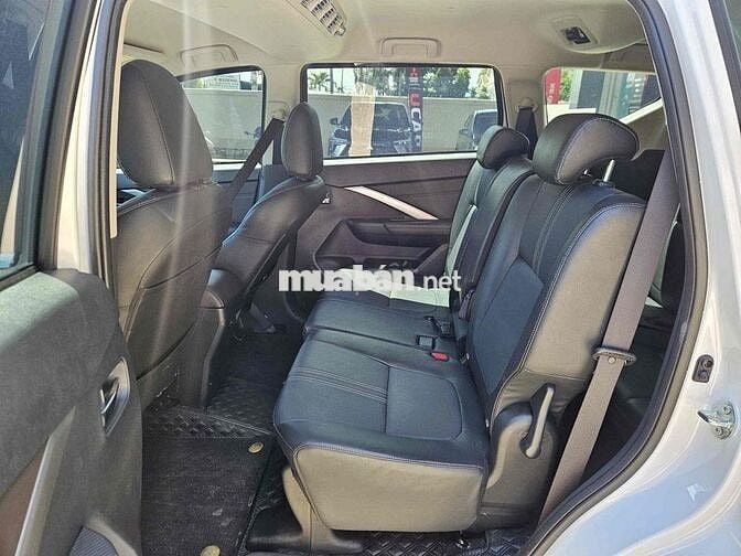 Mitsubishi Xpander 2025 Premium 1.5 AT - 12000 km