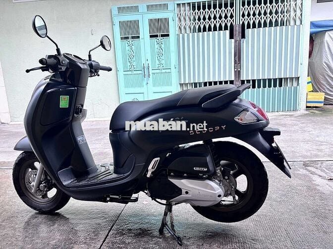 Scoopy 2025 đen nhám
