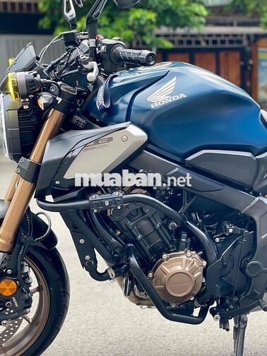 CB650R 2022 odo 5000km