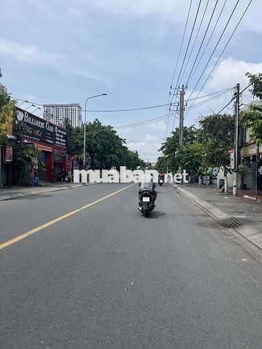 KHO XƯỞNG 360M2 ĐÔNG HOÀ DĨ AN ĐƯỜNG XE TẢI LỚN