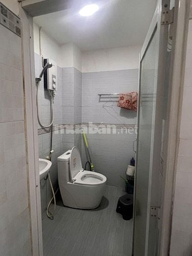 Bán nhà hẻm xe máy An Dương Vương F3 Q5 3.1x13m 2 lầu 6 tỷ 250 tl