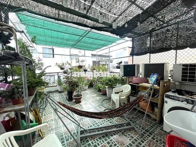 BÁN NHÀ TÂN HÒA ĐÔNG GIÁP PHÚ LÂM QUẬN 6 HẺM XE HƠI