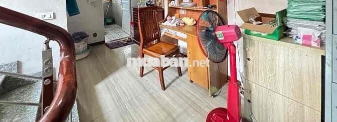 BÁN ĐẤT - TẶNG NHÀ DÂN XÂY CHẮC CHẮN-LÔ GÓC CỰC THOÁNG- GẦN THÀNH PHỐ