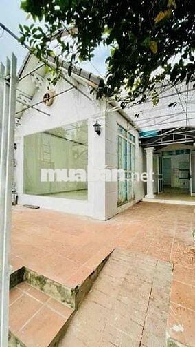 CỰC HOT CHỦ BÁN ĐẤT 131m2 - TẶNG BIỆT THỰ SÂN VƯỜN