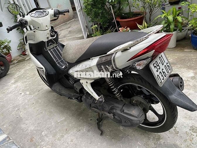 Nouvo 4 bstp đời cao 2011 xe đẹp