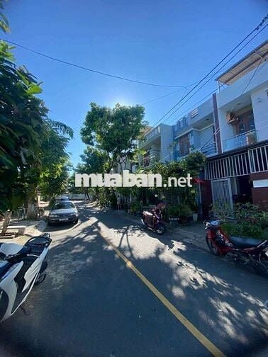 Bán đất mặt tiền An tư công chúa ngay khán đài bắn pháo hoa