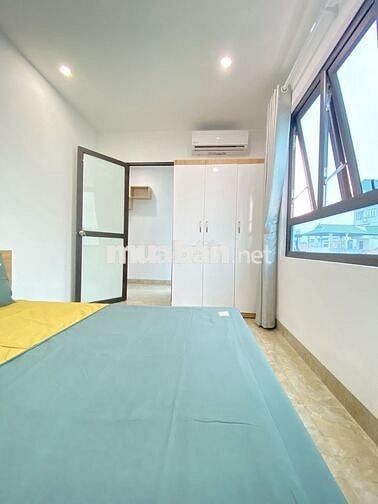 LẠC LONG QUÂN GIÁ TỐT Ô TÔ ĐỖ CỬA ĐI BỘ RA HỒ TÂY