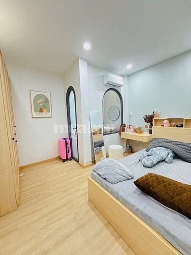 Nhà đẹp Ông Ích Khiêm Q11 gần bệnh viện, trường học, chợ - giá 1,57 Tỷ