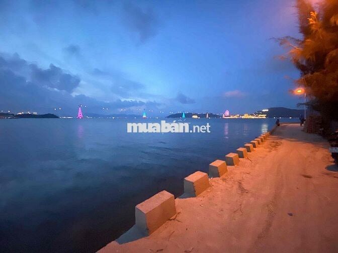 VIEW TRỰC DIỆN BIỂN - ĐẤT Ở ĐÔ THỊ