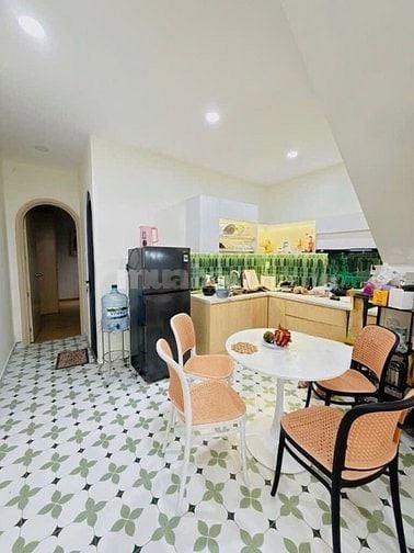 Nhà đẹp Ông Ích Khiêm Q11 gần bệnh viện, trường học, chợ - giá 1,57 Tỷ