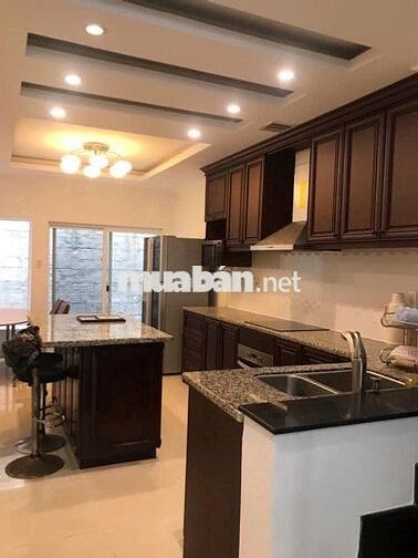 Cho thuê nhà hẻm xe hơi 489/18B Huỳnh Văn Bánh - 3Lầu 6PN