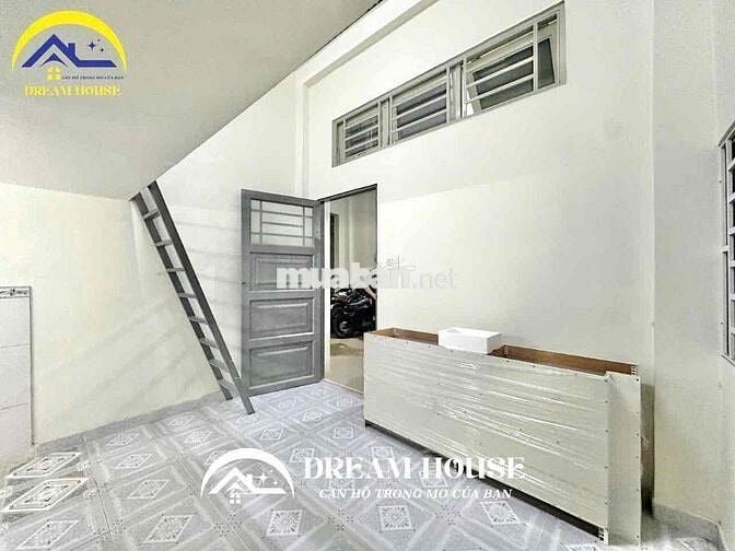 Phòng Rộng Thoáng Mát Gần Đầm Sen Và ĐH Văn Hiến