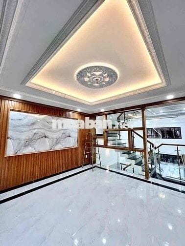 💥 Siêu phẩm 5 tầng Tỉnh Lộ 10- sát khu Tên Lửa💥 (4.4m x 12m) Hướng Tây