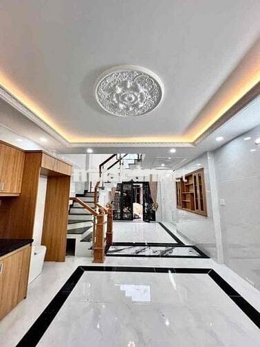 💥 Siêu phẩm 5 tầng Tỉnh Lộ 10- sát khu Tên Lửa💥 (4.4m x 12m) Hướng Tây