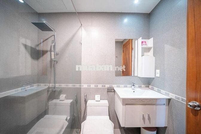 2 phòng ngủ 60m2, dọn phòng 2 lần 1 tuần, chỉ 12tr, đi bộ 3' đến biển