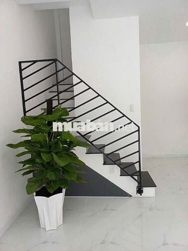 Nhà siêu đẹp hẻm 127 Lê Thúc Hoạch 45m2 x 4.5m, 2 tầng, chỉ 3.7 tỷ