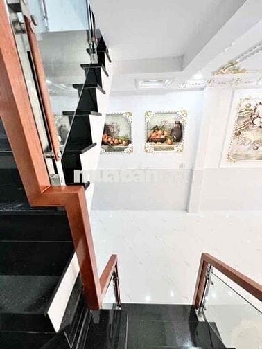 Nhà Đẹp 2 Tầng — Gần Phan Anh Tô Hiệu Cây Keo (4m x 13m) Hướng Tây Bắc