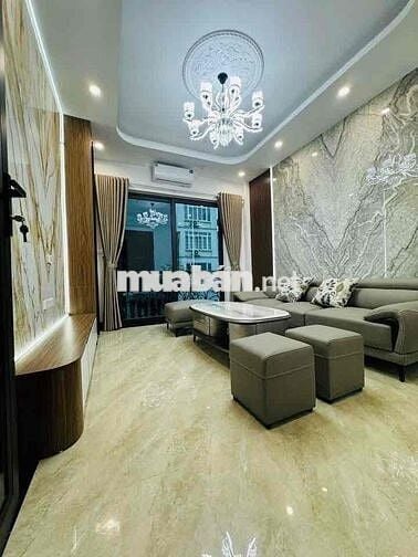 Bán Nhà Cổ Nhuế - 52M2 - Nhiều Phòng - Thang Máy - Ngõ Rộng