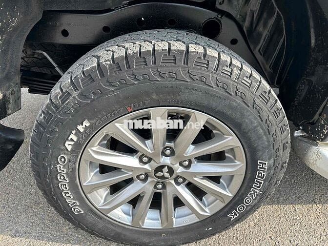 Mitsubishi Triton 2017 2 cầu