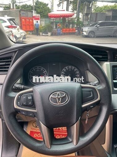 Innova 2019 2.0E - 76.638 km - Giá Còn Giảm