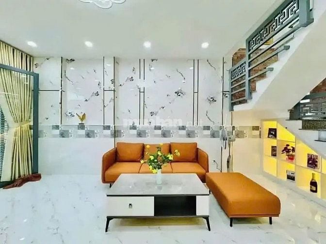 bán nhà ngộp thủ đức 44m2 3ty450Tl, hẻm oto6m có shr sang tên 