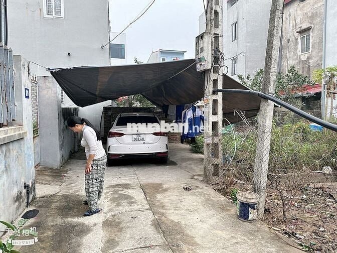 NAM HỒNG VỊ TRÍ ĐẸP, MẶT TIỀN RỘNG, Ô TÔ VÀO ĐẤT, GIÁ RẺ.