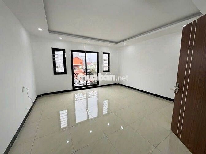 📢📢📢Nhà Mới 42m2 Long Biên Ngõ Ô Tô 2 Mặt Thoáng - 5.x tỷ