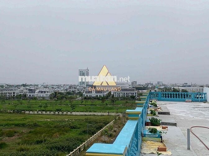 NHÀ 1 TRỆT 4 LẦU – 2 MẶT TIỀN TẠ UYÊN & HUỲNH TẤN PHÁT, P.1 TP. CÀ MAU