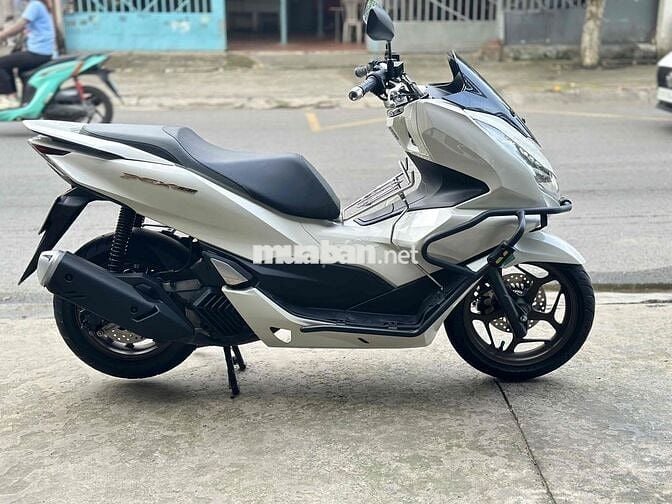 HONDA PCX160 ĐỜI 2024 . XE CHÍNH CHỦ CÒN MỚI 95%