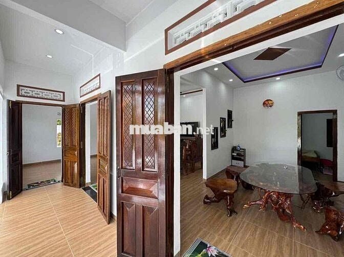 CHÍNH CHỦ BÁN NHANH NHÀ VƯỜN VÙNG VEN NHA TRANG