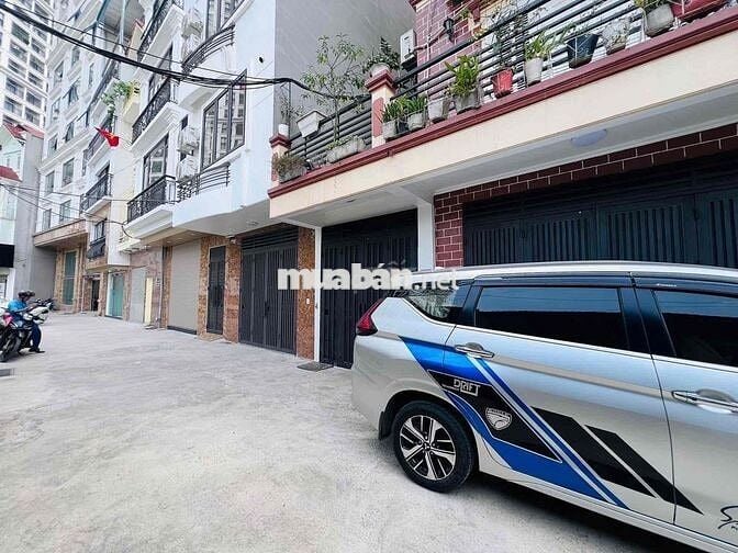 Bán Nhà Đình Thôn - 42M2 - Ô Tô Tránh - Vài Bước Ra Đường 3 Ô Tô