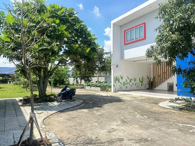 BÁN BIỆT THỰ SÂN VƯỜN - SÂN GOLF MINI