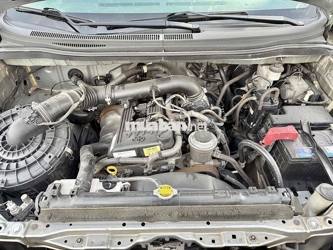 Toyota Innova 2015 E - 11 km